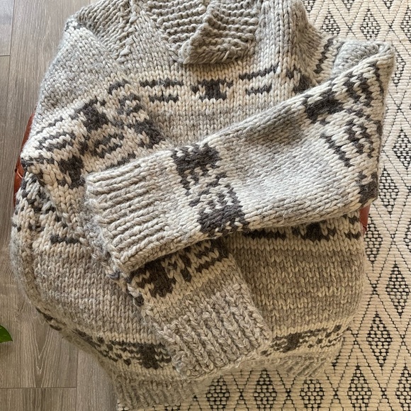 Vintage Cowichen Wool Sweater - Picture 2 of 6